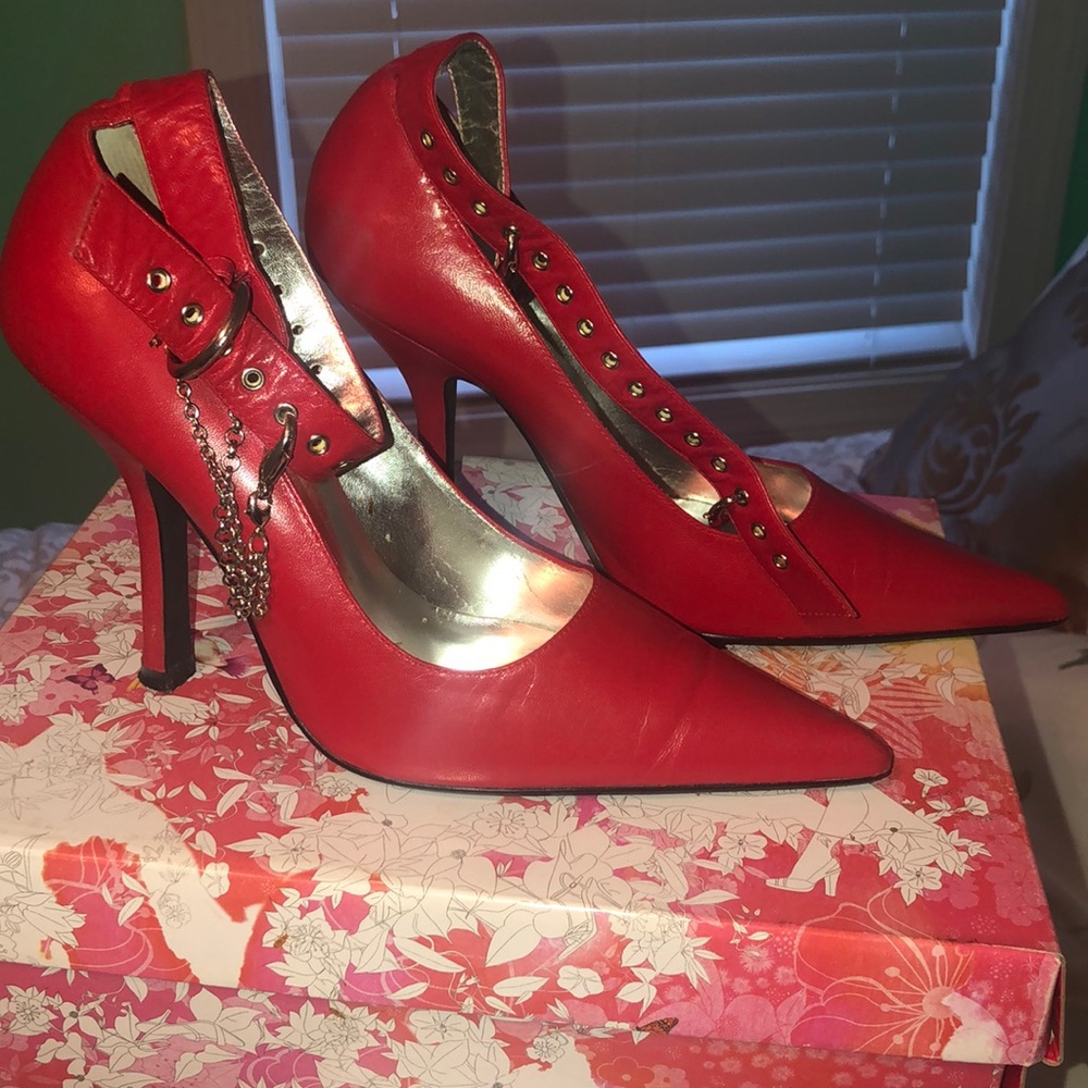Red Chinese laundry heels
